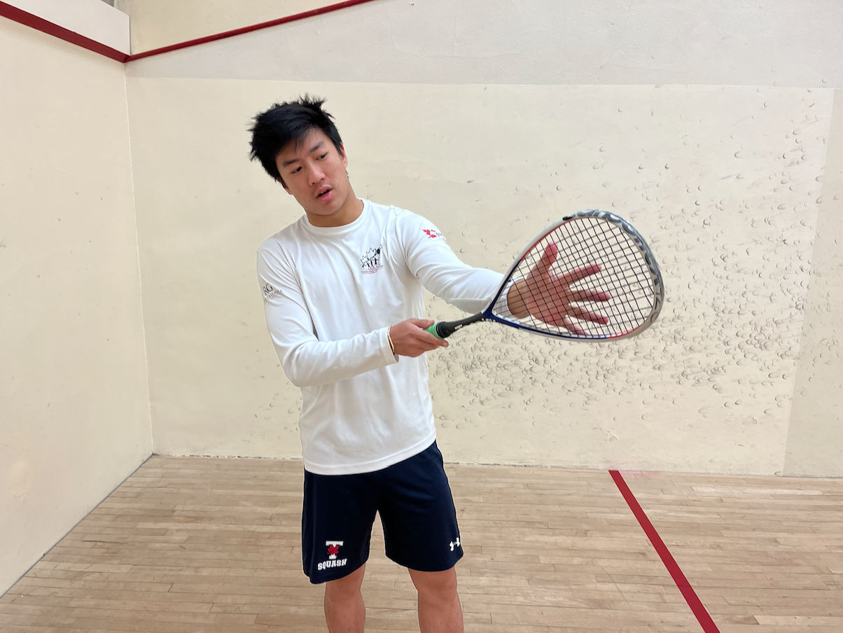 Student blogger learns squash through the Sport & Rec Learn to Play